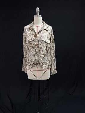 Great design and condition Zara zoo print shirt